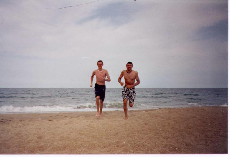 Scott-Lee.jpg (35898 bytes)