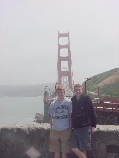 gate.jpg (17593 bytes)