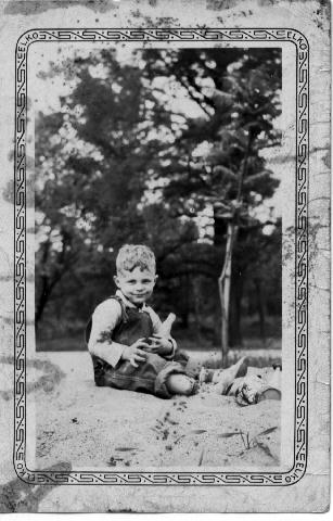 jr1.jpg (35611 bytes)