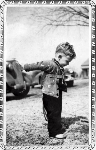 jr9.jpg (32925 bytes)