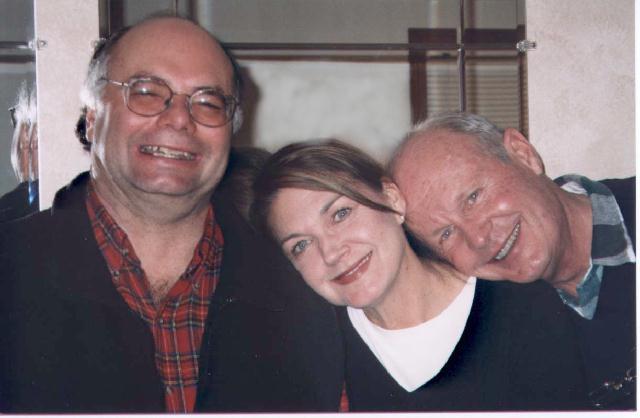 t-rmckr.jpg (30644 bytes)